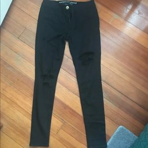 Black distressed American Eagle legging Jean